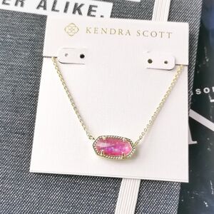 New Gold Kendra Scott Elisa Fuchsia Kyocera Opal Necklace